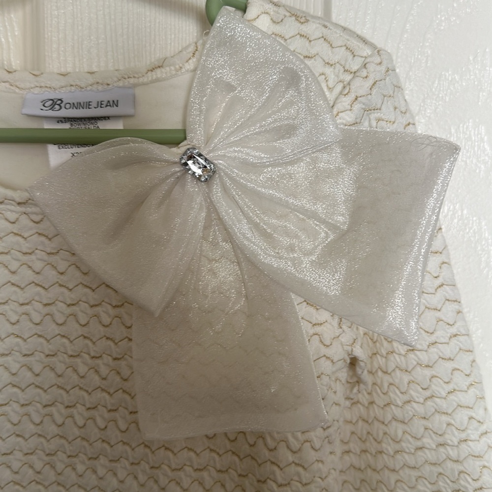 Dress - Picture 8 of 10